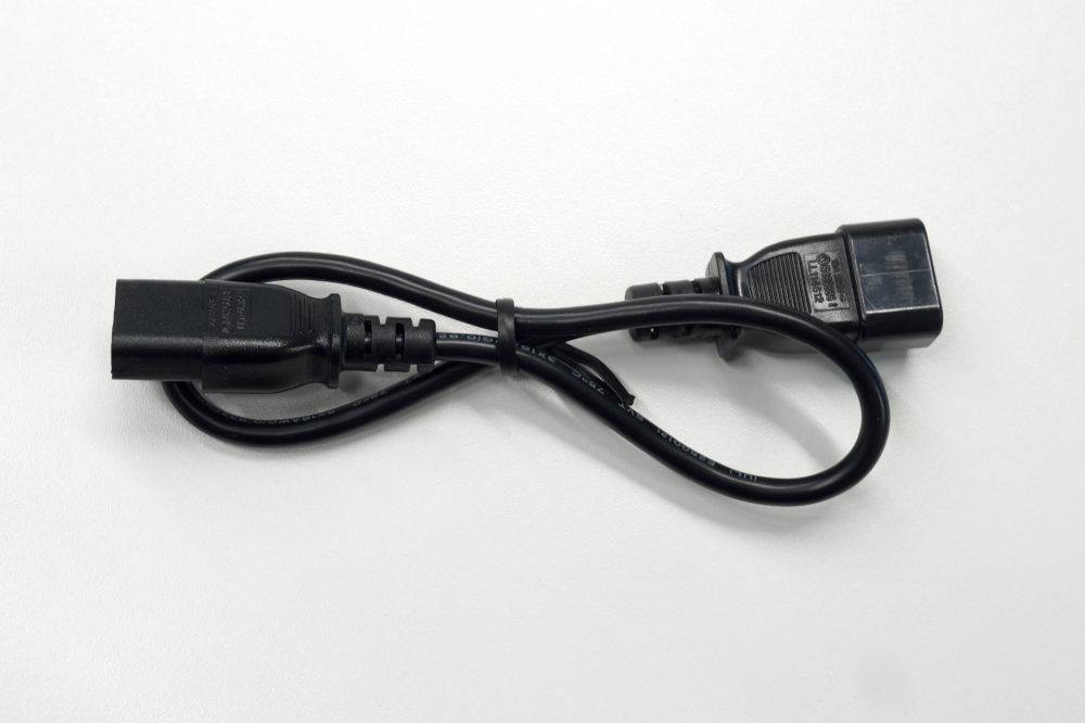 Cavo di alimentazioneo PC/schermo 12.705.000